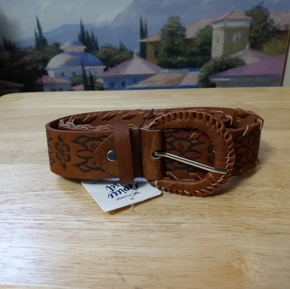 🐎 WALL FLOWER BROWN FLORAL BELT 🏇 - Picture 4 of 11